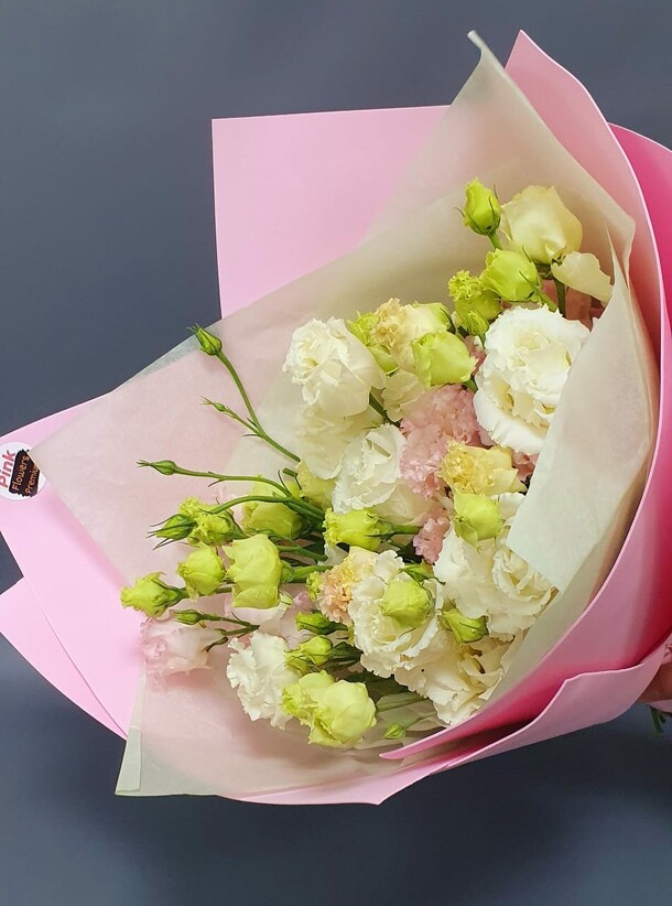 Букет из эустомы, артикул F1325379 - 5727 рублей, доставка по городу. Flawery - доставка цветов