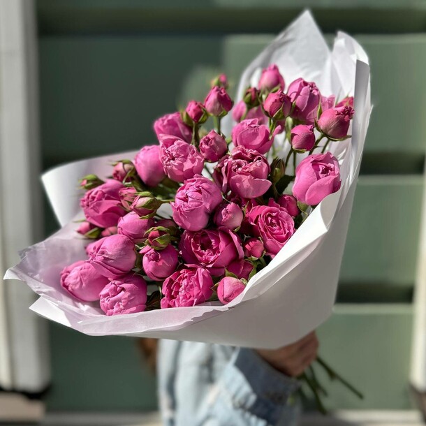 Букет из 7 пион роз (моно 026), артикул F1190720 - 5150 рублей, доставка по городу. Flawery - доставка цветов