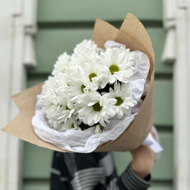 Букет ромашка 3 шт (моно 017), артикул F1299032 - 2800 рублей, доставка по городу. Flawery - доставка цветов