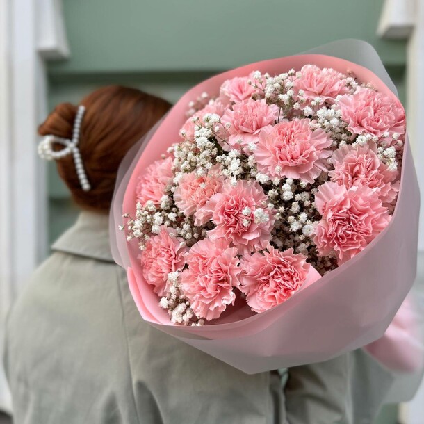 Букет диантус и гипсофила (сб 003), артикул F1334850 - 6070 рублей, доставка по городу. Flawery - доставка цветов