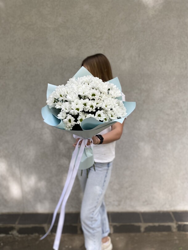 Букет с ромашками, артикул F1194782 - 4190 рублей, доставка по городу. Flawery - доставка цветов