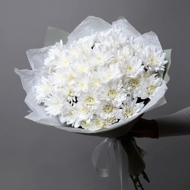 Моно букет с кустовой хризантемой, артикул F1246911 - 3490 рублей, доставка по городу. Flawery - доставка цветов