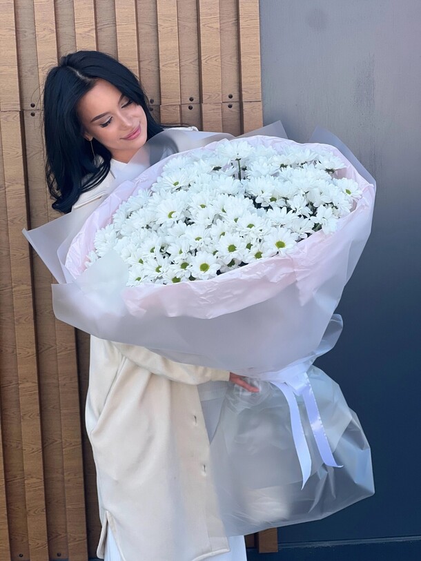 Гигант букет из хризантем, артикул F1421551 - 10010 рублей, доставка по городу. Flawery - доставка цветов