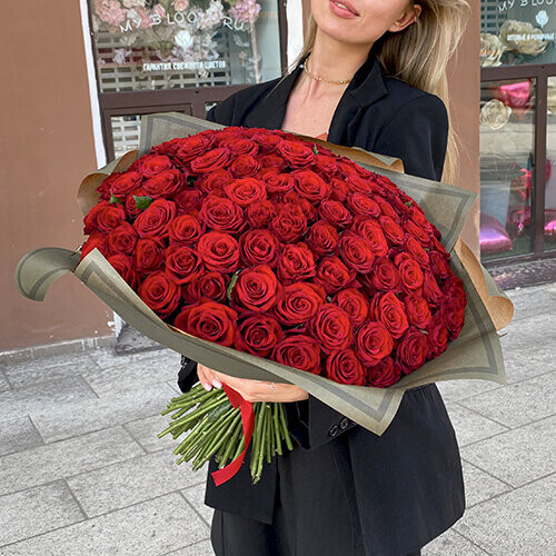 51  красная роза, артикул F1445055 - 8787 рублей, доставка по городу. Flawery - доставка цветов