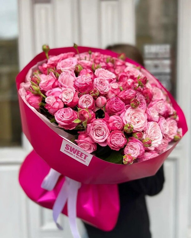 Кустовые пионовидные розы букет, артикул F1534491 - 13850 рублей, доставка по городу. Flawery - доставка цветов