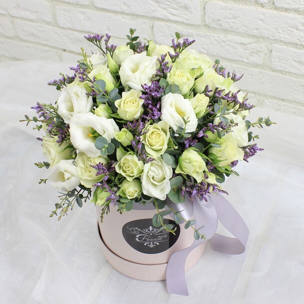 Счастливые моменты 2, артикул F18183 - 7933 рублей, доставка по городу. Flawery - доставка цветов