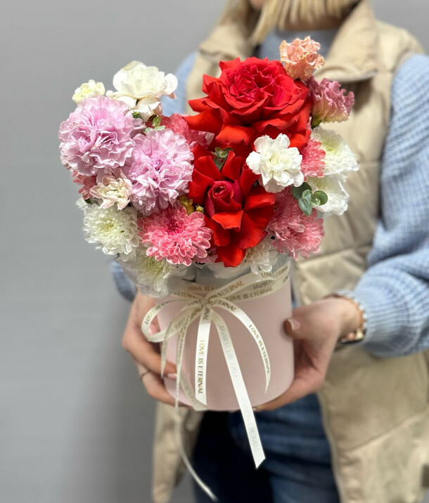 Клубничное мороженое, артикул F1385420 - 6090 рублей, доставка по городу. Flawery - доставка цветов