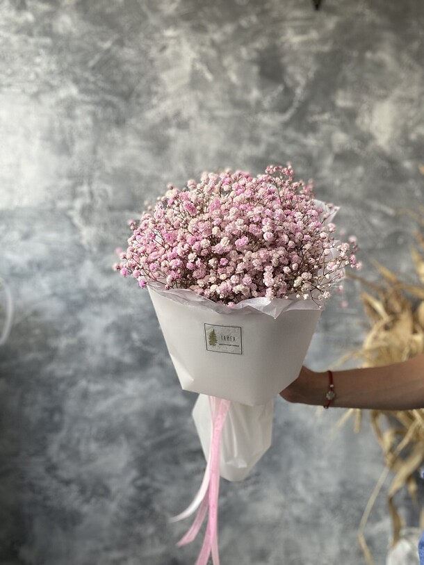 Букет из розовой гипсофилы, артикул F1151540 - 2800 рублей, доставка по городу. Flawery - доставка цветов