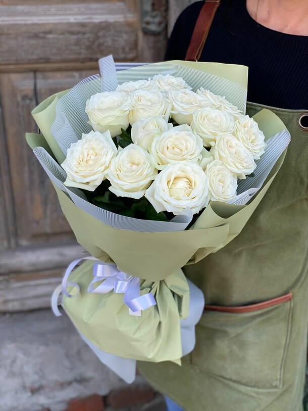 Букет роз, артикул F1092308 - 4200 рублей, доставка по городу. Flawery - доставка цветов