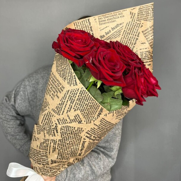 Ред наоми х9, артикул F1089894 - 6950 рублей, доставка по городу. Flawery - доставка цветов