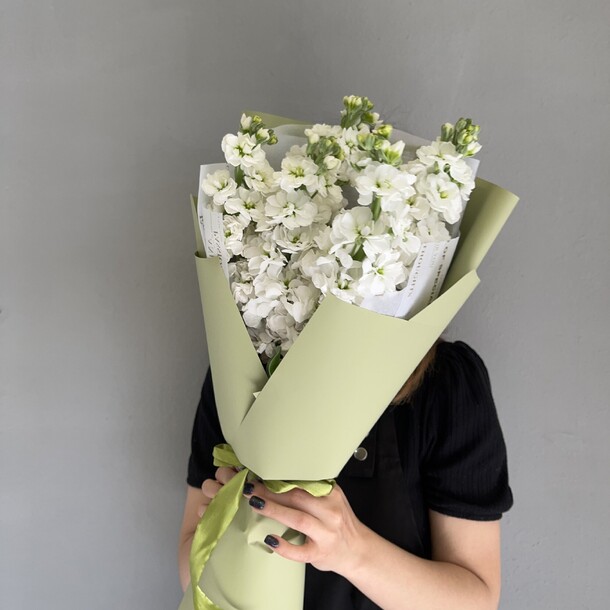 Маттиола х5, артикул F1121191 - 2250 рублей, доставка по городу. Flawery - доставка цветов