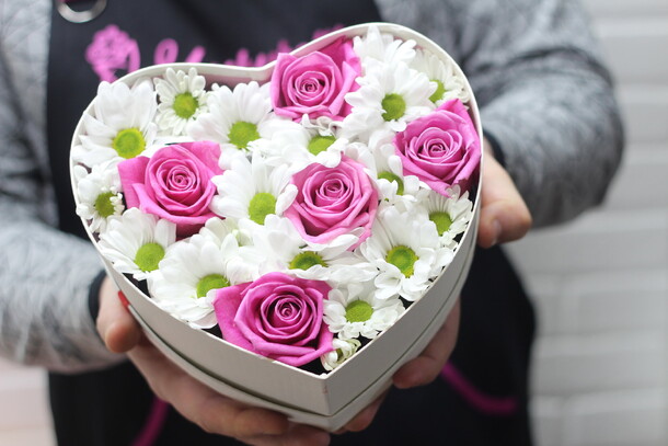 Сердечко, артикул F13725 - 4900 рублей, доставка по городу. Flawery - доставка цветов