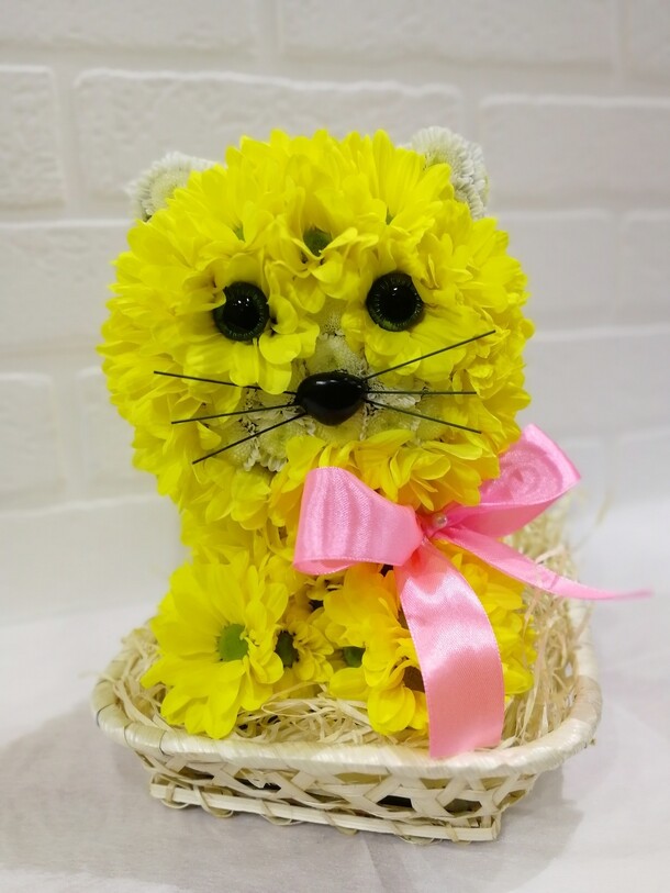Игрушка из живых цветов, артикул F22194 - 10500 рублей, доставка по городу. Flawery - доставка цветов