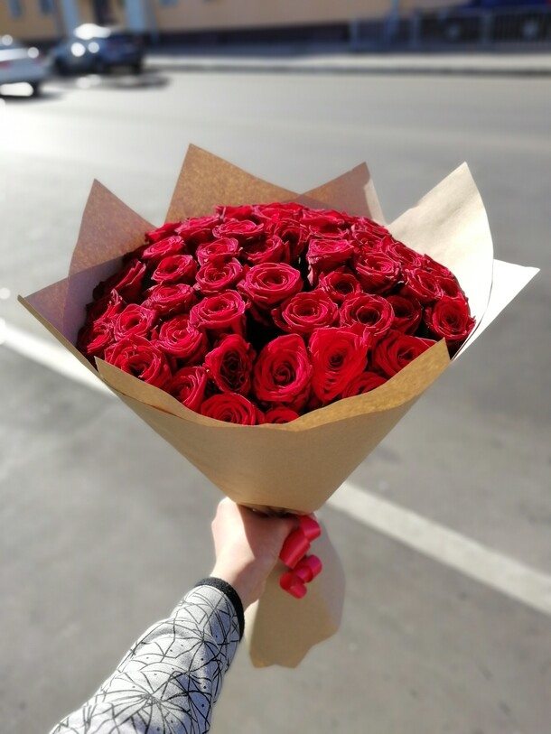 Букет из 35 роз "милая моя", артикул F22945 - 6000 рублей, доставка по городу. Flawery - доставка цветов