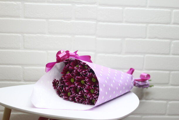 Букет из кустовых хризантем💖, артикул F98095 - 3500 рублей, доставка по городу. Flawery - доставка цветов