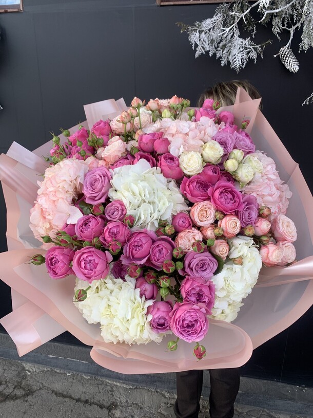 Романтика, артикул F1091669 - 16200 рублей, доставка по городу. Flawery - доставка цветов