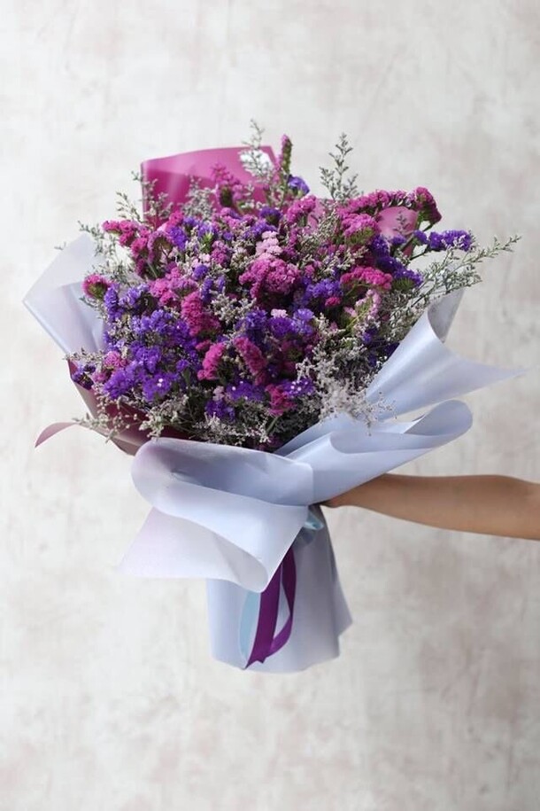 Букет из статицы, артикул F1205867 - 7037 рублей, доставка по городу. Flawery - доставка цветов