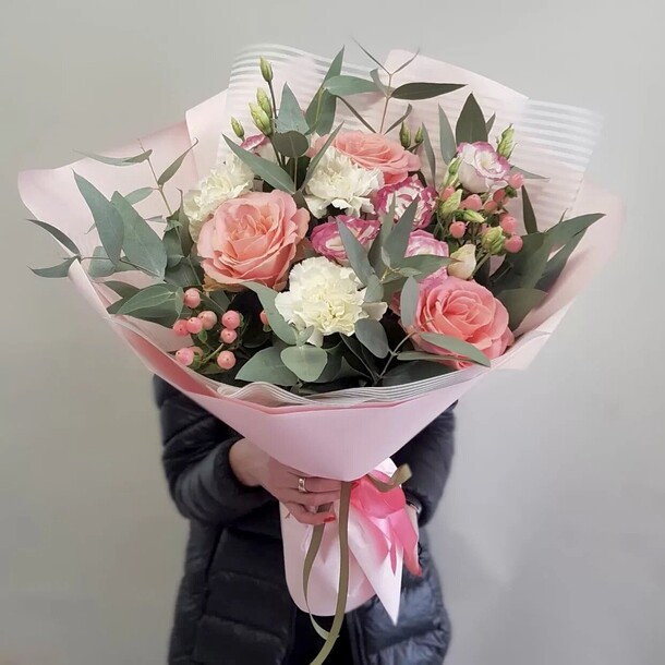 Букет "искренность", артикул F1229694 - 7440 рублей, доставка по городу. Flawery - доставка цветов