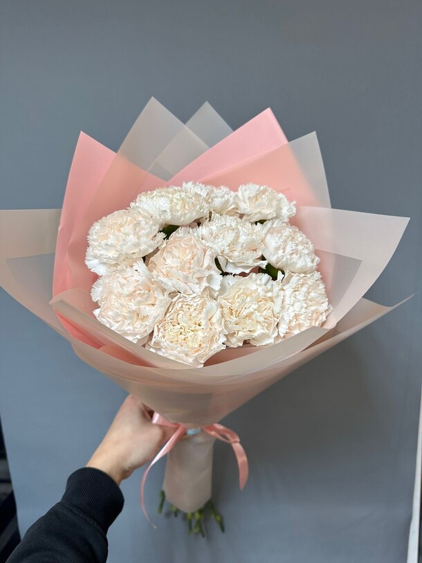 Букет очарование, артикул F1231996 - 3235 рублей, доставка по городу. Flawery - доставка цветов