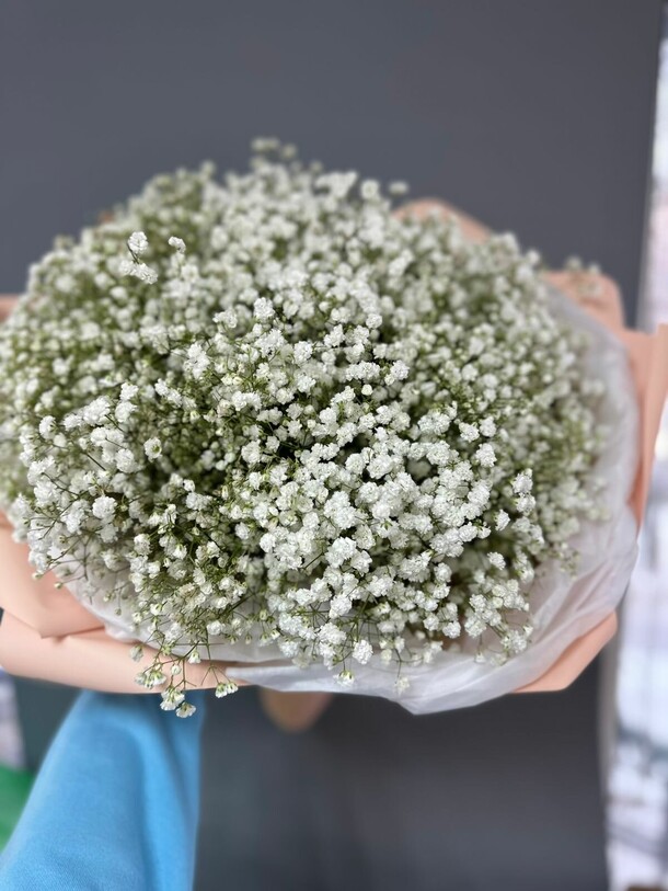 Букет из 11 гипсофил, артикул F1249424 - 5345 рублей, доставка по городу. Flawery - доставка цветов