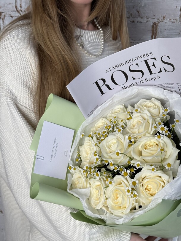 Букет фантазия, артикул F1267246 - 5045 рублей, доставка по городу. Flawery - доставка цветов