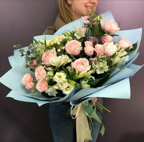 Букет никки, артикул F1269231 - 11707 рублей, доставка по городу. Flawery - доставка цветов