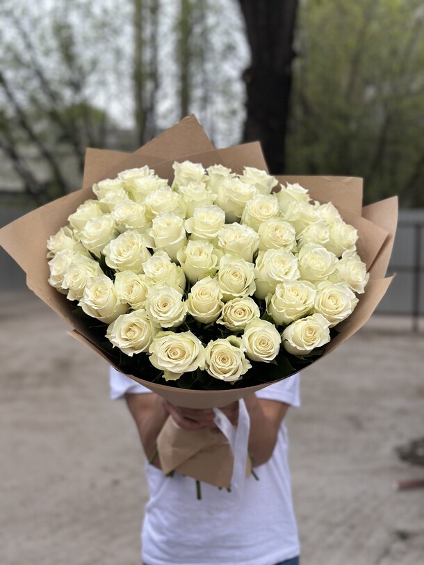 Розы эквадор, артикул F1287789 - 18118 рублей, доставка по городу. Flawery - доставка цветов