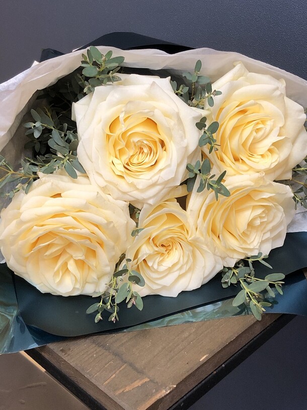 Zaraflower 015, артикул F1095803 - 4900 рублей, доставка по городу. Flawery - доставка цветов