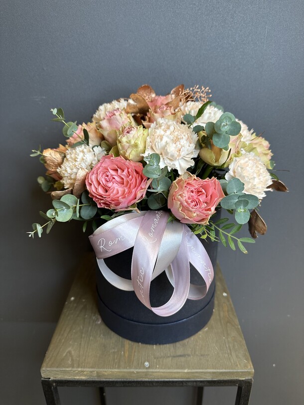 Zaraflower1301, артикул F1242642 - 6530 рублей, доставка по городу. Flawery - доставка цветов