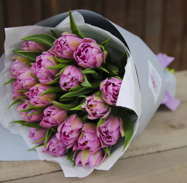 Пионовидные тюльпаны🌸, артикул F107428 - 6490 рублей, доставка по городу. Flawery - доставка цветов