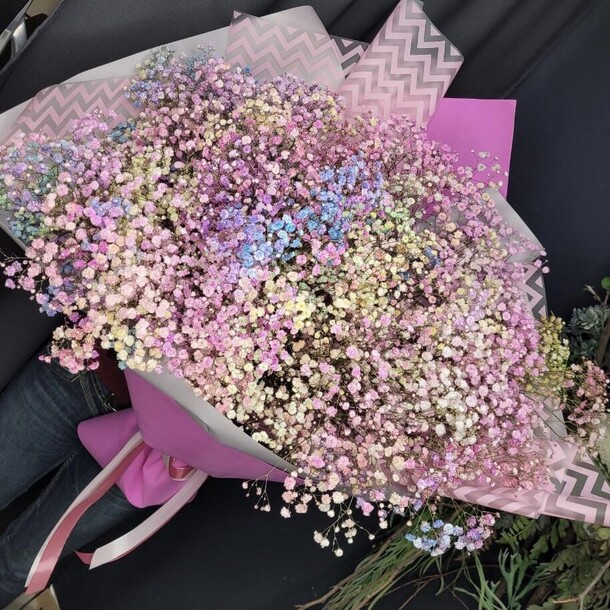 Радужная гипсофила🌺, артикул F1094231 - 9570 рублей, доставка по городу. Flawery - доставка цветов
