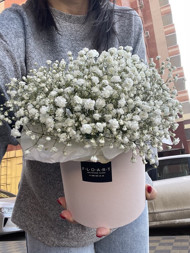 Композиция с белой гипсофилой🌸, артикул F1108387 - 3190 рублей, доставка по городу. Flawery - доставка цветов