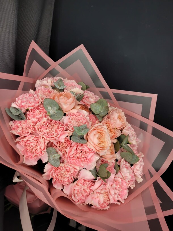 Букет из диантусов🌸, артикул F1109879 - 6160 рублей, доставка по городу. Flawery - доставка цветов