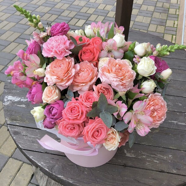 Цветочный вальс🌸, артикул F1110957 - 8690 рублей, доставка по городу. Flawery - доставка цветов