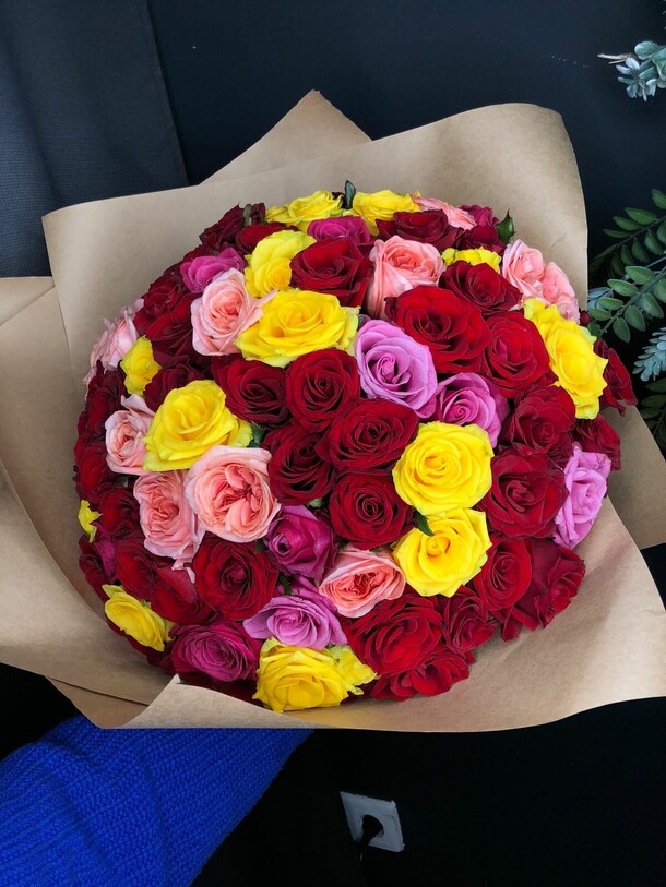 101 роза🌺, артикул F1143065 - 11990 рублей, доставка по городу. Flawery - доставка цветов