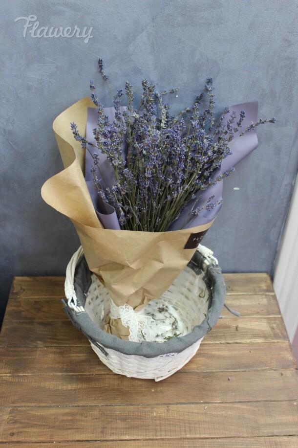 Букет из лаванды🌸, артикул F40043 - 2530 рублей, доставка по городу. Flawery - доставка цветов