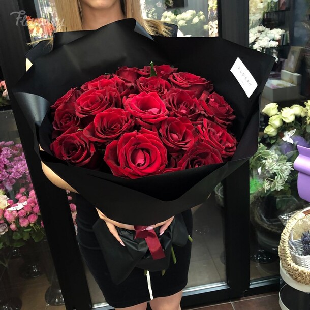 Языки пламени🌸, артикул F46448 - 5390 рублей, доставка по городу. Flawery - доставка цветов