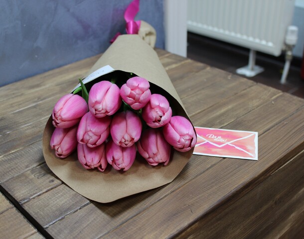 Тюльпаны 🌷, артикул F57076 - 3545 рублей, доставка по городу. Flawery - доставка цветов