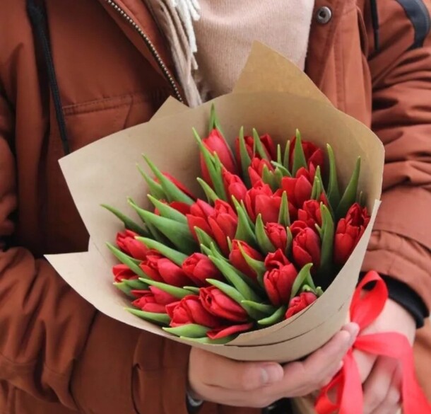 Яркость впечатлений🌸, артикул F71442 - 5720 рублей, доставка по городу. Flawery - доставка цветов