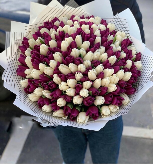 201 тюльпан микс🌸, артикул F71477 - 41800 рублей, доставка по городу. Flawery - доставка цветов