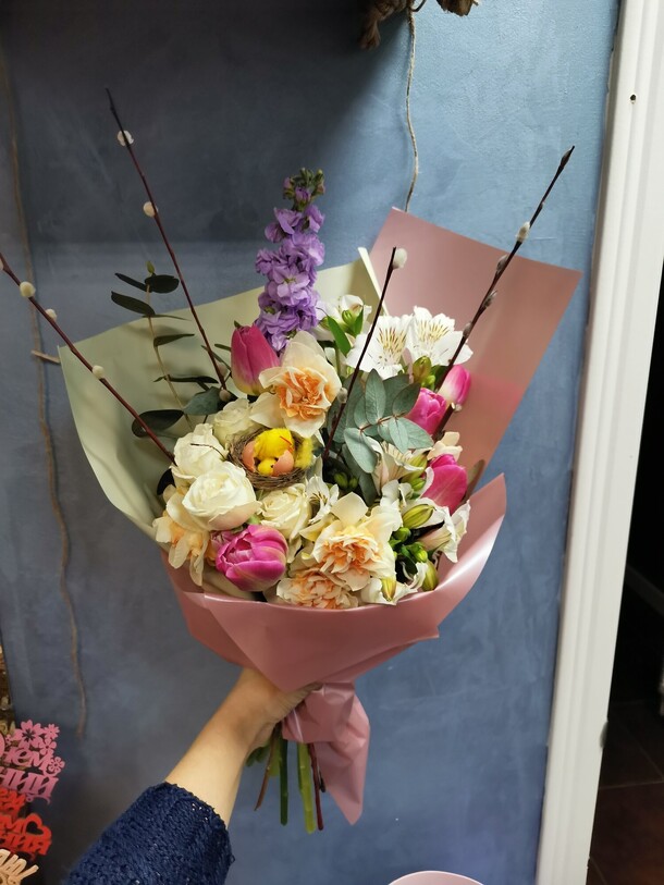 Весна в доме, артикул F78043 - 5669 рублей, доставка по городу. Flawery - доставка цветов