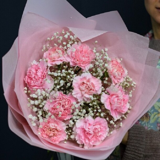 Букет гвоздик, артикул F1121793 - 4538 рублей, доставка по городу. Flawery - доставка цветов