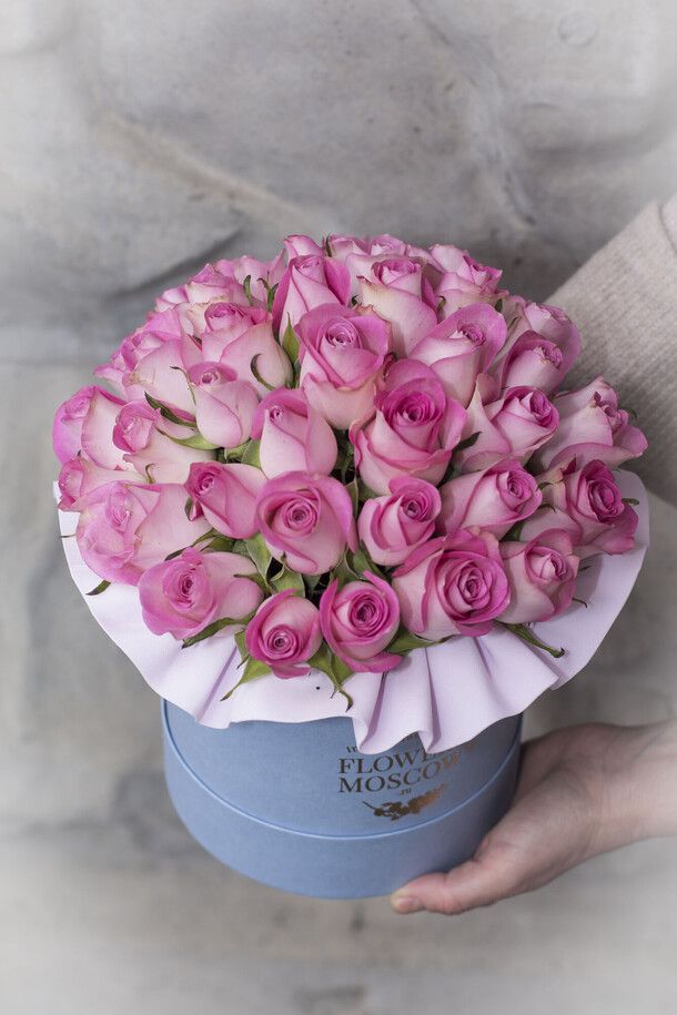 Розы в коробке, артикул F1127548 - 10890 рублей, доставка по городу. Flawery - доставка цветов
