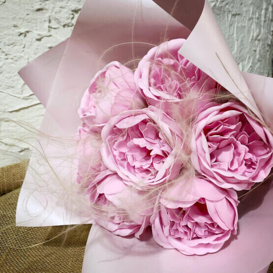 Розовые мыльные пионы, артикул F1127598 - 4235 рублей, доставка по городу. Flawery - доставка цветов