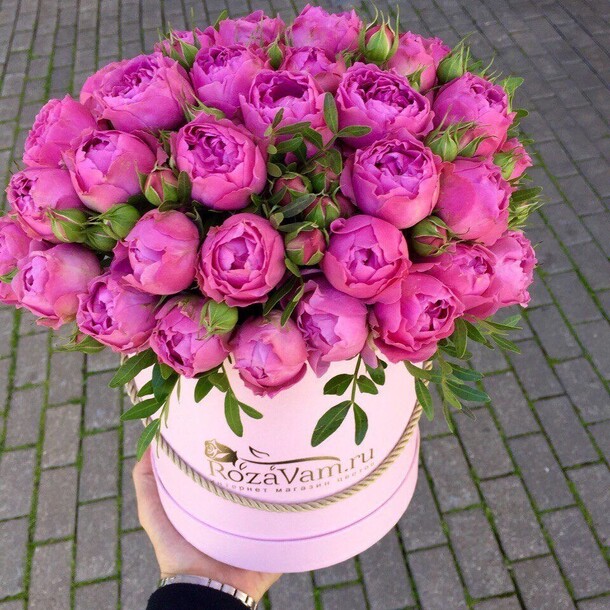 Коробочка пионовидных роз, артикул F1127607 - 8697 рублей, доставка по городу. Flawery - доставка цветов