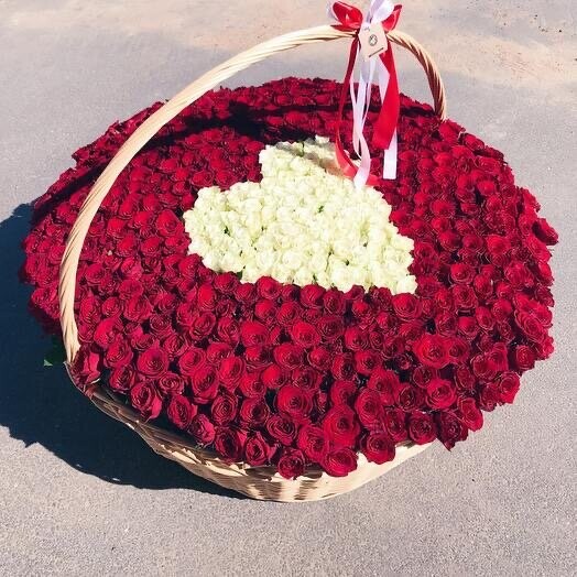 501 роза, артикул F1128040 - 95167 рублей, доставка по городу. Flawery - доставка цветов