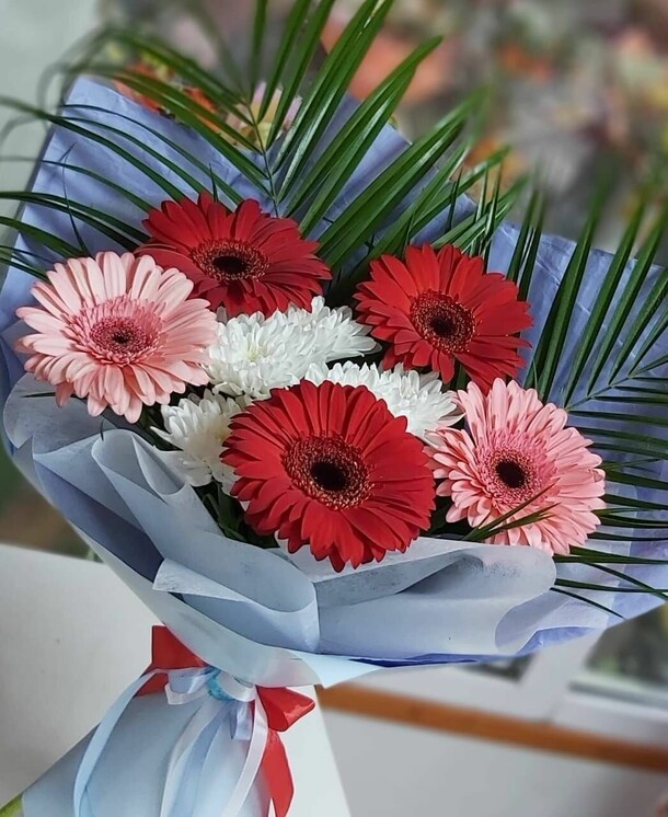 Страстный букет, артикул F1130431 - 4961 рублей, доставка по городу. Flawery - доставка цветов