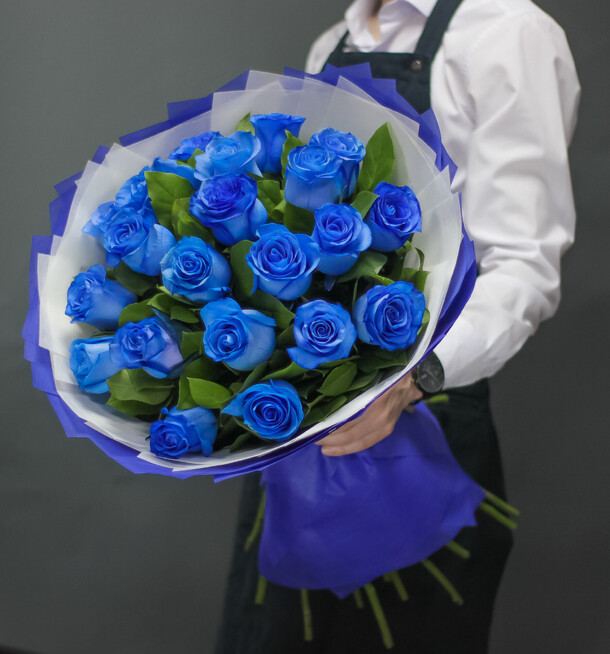 25 синих роз, артикул F1131309 - 14520 рублей, доставка по городу. Flawery - доставка цветов