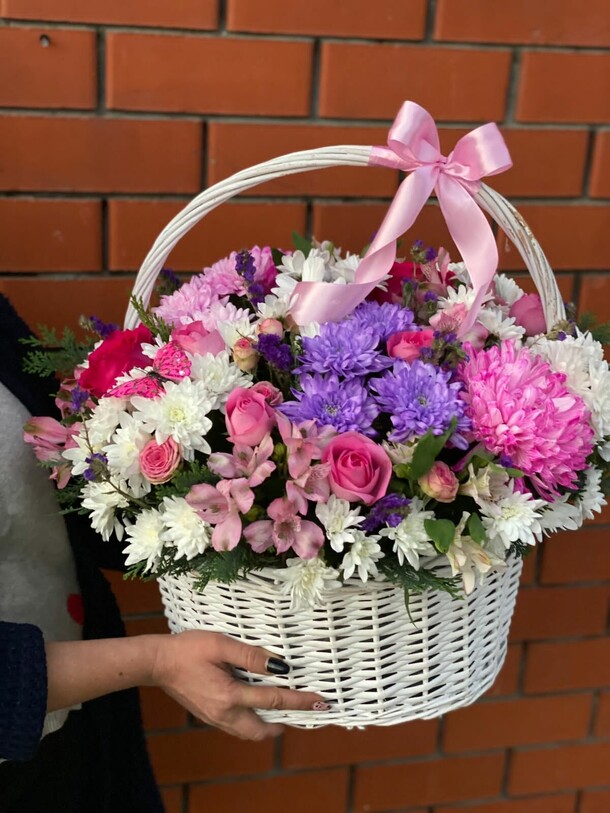 Корзина, артикул F1132948 - 18359 рублей, доставка по городу. Flawery - доставка цветов