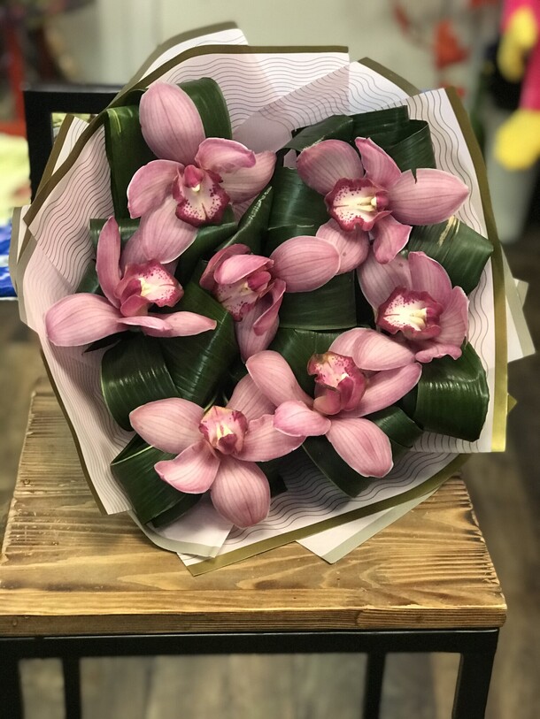 Орхидея, артикул F1143349 - 8349 рублей, доставка по городу. Flawery - доставка цветов